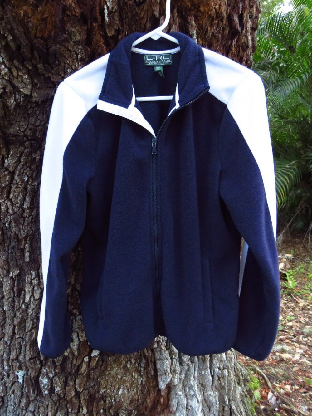 Lauren Ralph Lauren Active Mans Long sleeve Zippered Jacket Large fleece